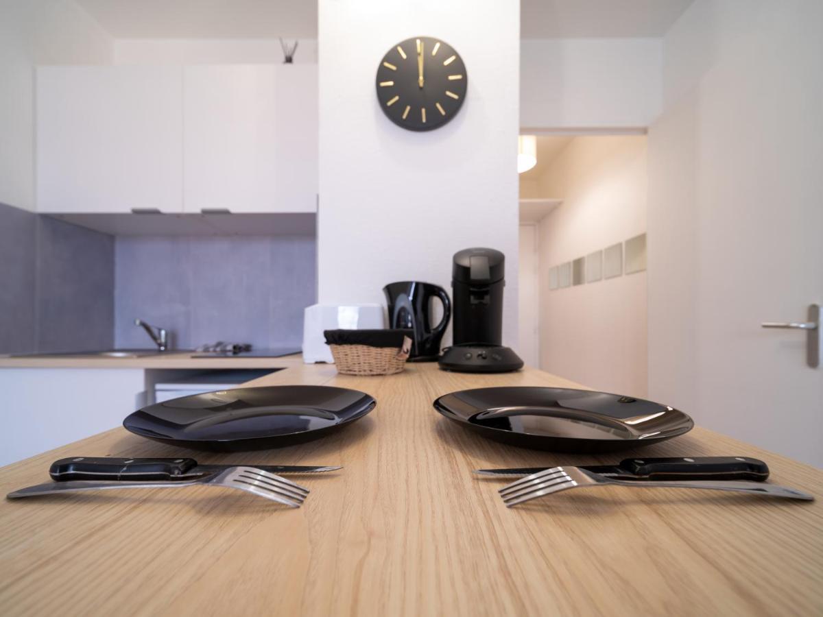 Appartement Climatise Avec Parking A 6Min A Pied De La Gare St Charles Marseille Kültér fotó