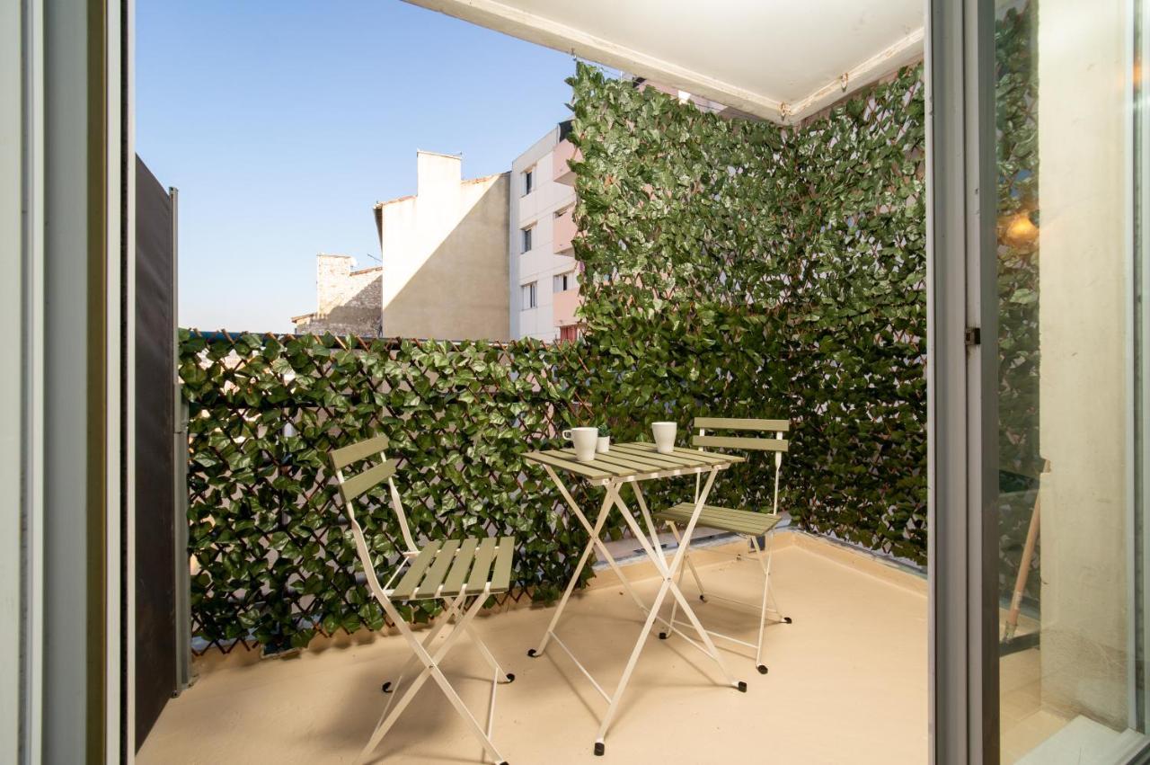 Appartement Climatise Avec Parking A 6Min A Pied De La Gare St Charles Marseille Kültér fotó