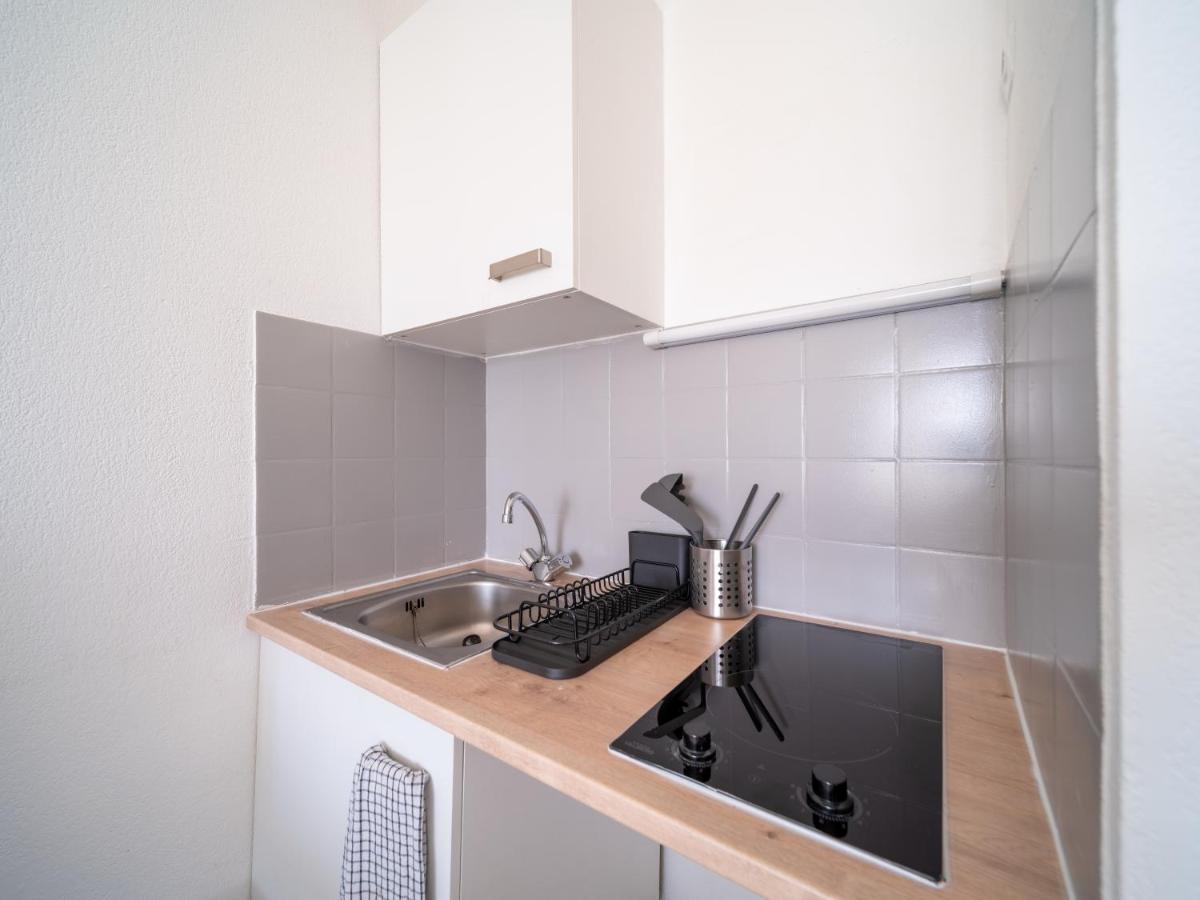 Appartement Climatise Avec Parking A 6Min A Pied De La Gare St Charles Marseille Kültér fotó
