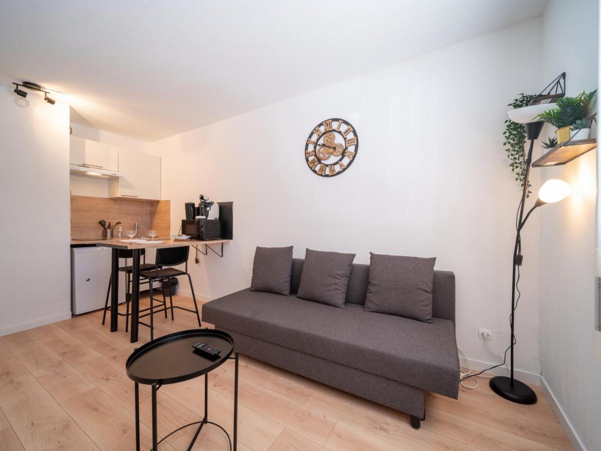 Appartement Climatise Avec Parking A 6Min A Pied De La Gare St Charles Marseille Kültér fotó