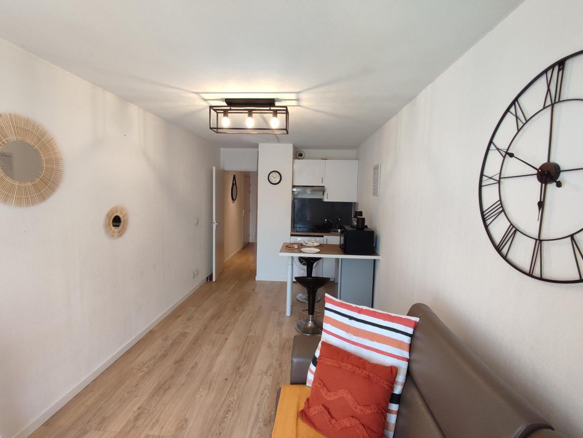 Appartement Climatise Avec Parking A 6Min A Pied De La Gare St Charles Marseille Kültér fotó