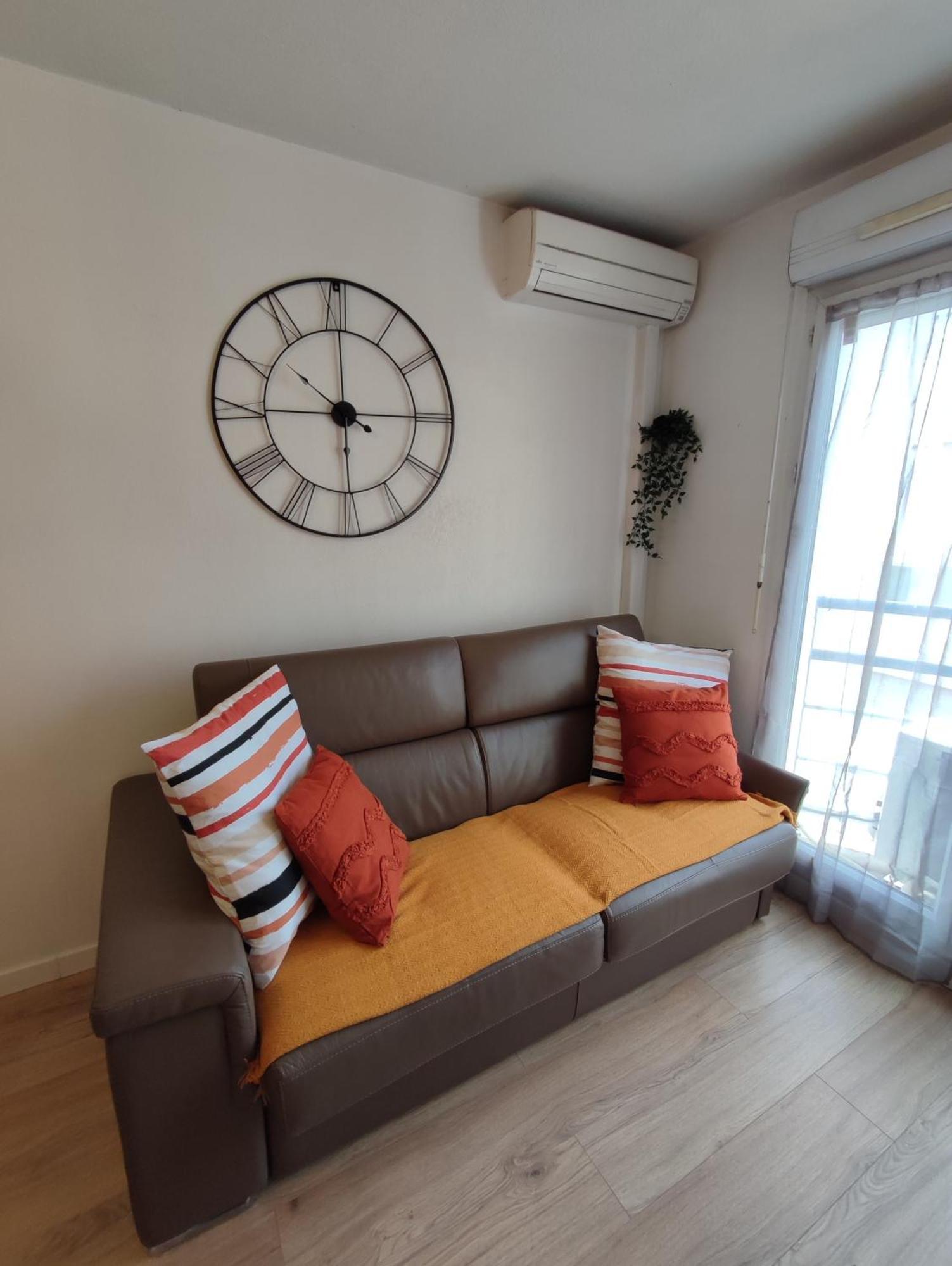 Appartement Climatise Avec Parking A 6Min A Pied De La Gare St Charles Marseille Kültér fotó