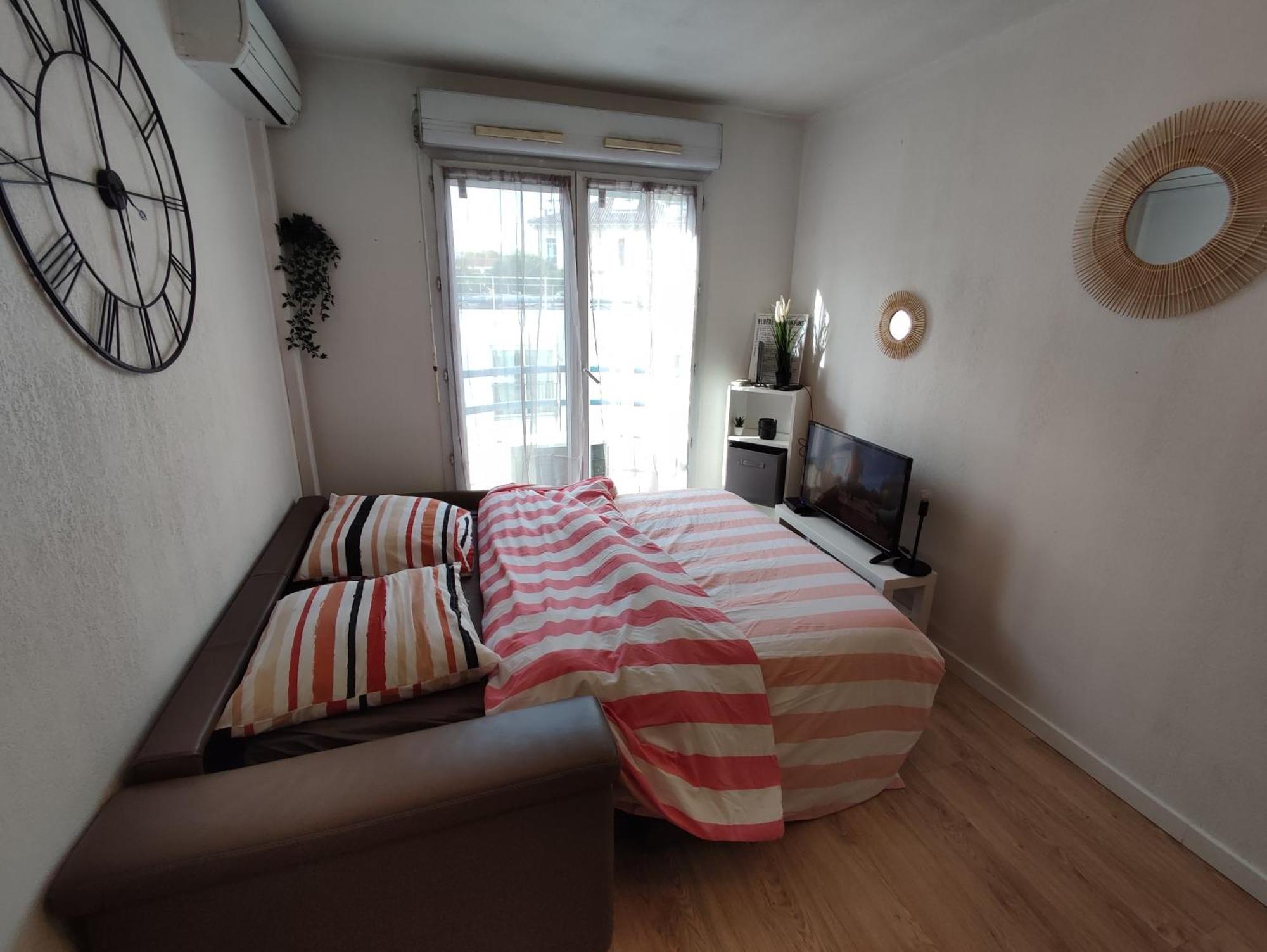 Appartement Climatise Avec Parking A 6Min A Pied De La Gare St Charles Marseille Kültér fotó
